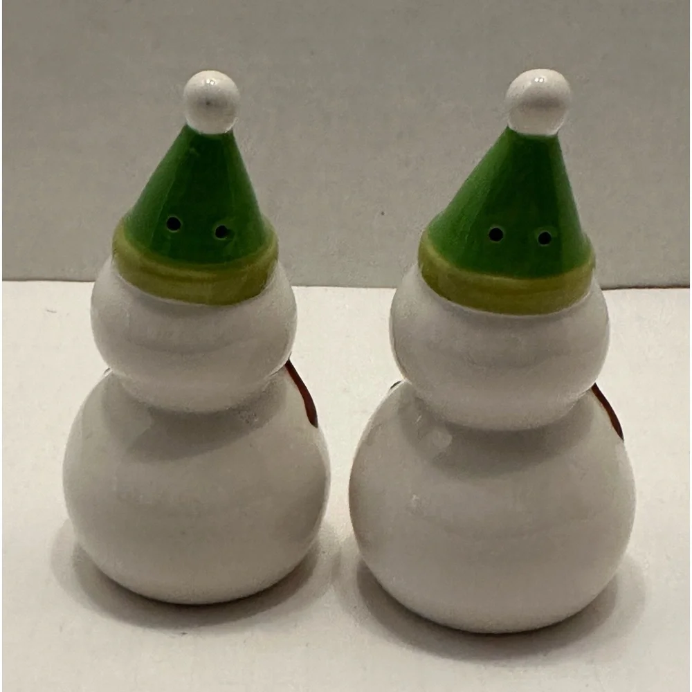 Target Snowman Ceramic Salt and Pepper Shakers Holiday Christmas Retired